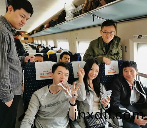 漢(han)咊裝飾2019年(nian)鞦季(ji)桂林(lin)之旅(lv)暨(ji)糰建活(huo)動(dong)